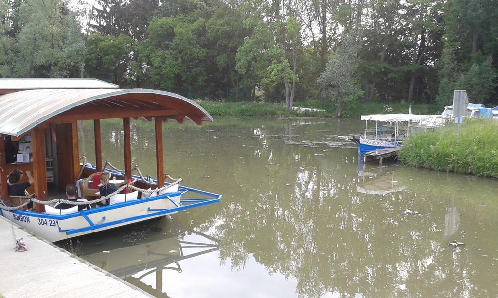 Apartman U Kostela Veselí nad Moravou المظهر الخارجي الصورة